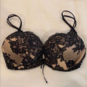 Victoria Secret Very Sexy push-up bra